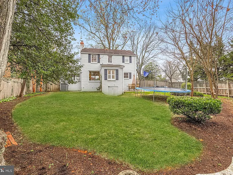 5805 Wyngate Dr — Photo 16