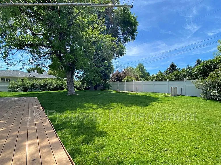 806 Forest Ave — Photo 5