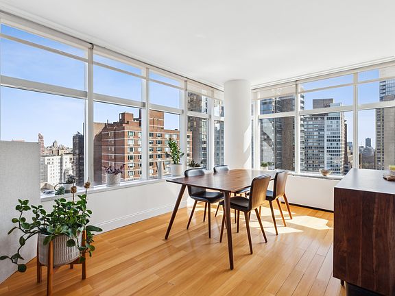 3rd image of 160 W 66th St APT 23D