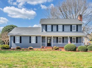 9 Chestnut Ridge Dr, Inman, SC 29349