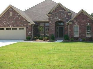 1425 S Salem Rd, Conway, AR 72034