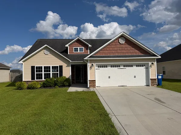 107 Cavalier Dr, Jacksonville, NC 28546