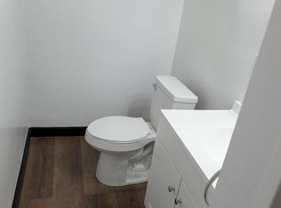 1605 White St APT 3, Dubuque, IA 52001