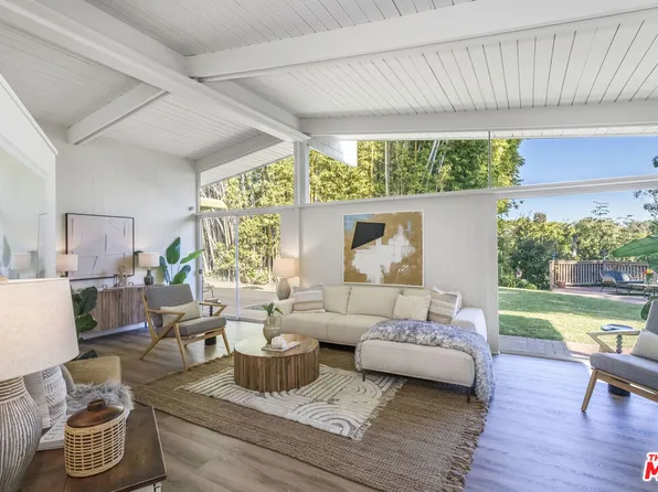 800 Hanley Ave, Los Angeles, CA 90049