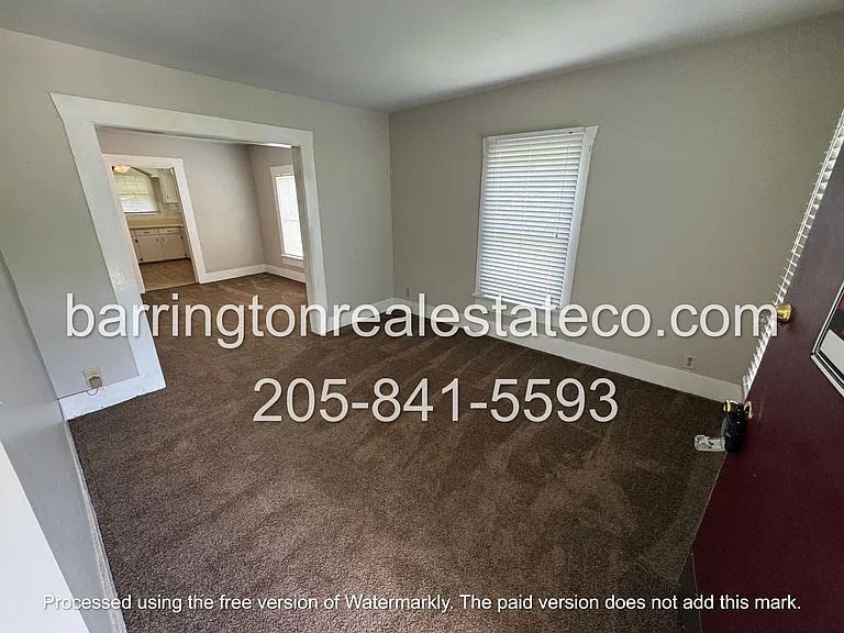 1401 Wharton Ave — Photo 2