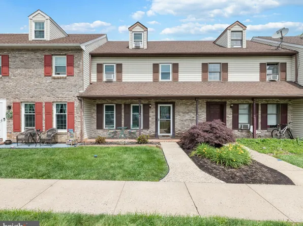 405 Cahill Cir, Honey Brook, PA 19344