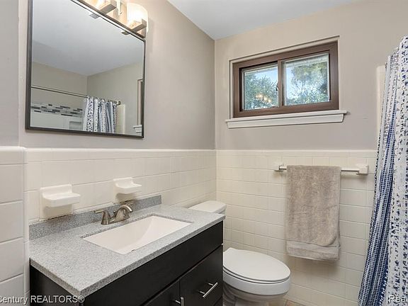 5th image of 29112 Tessmer Ct
