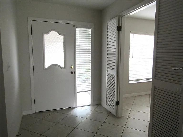3010 Ringwood Mdw #6 — Photo 3