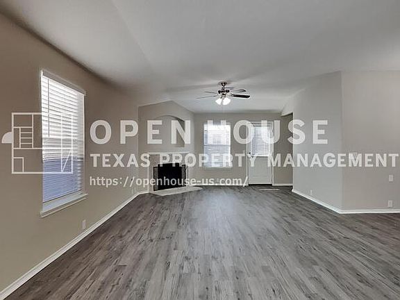 4th image of 19923 Juniper Berry Dr