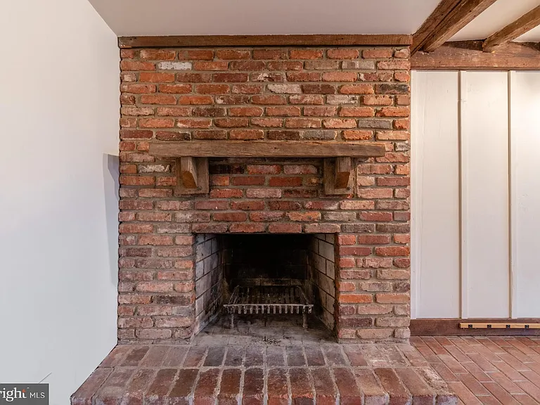 511 Wilkes St #A — Photo 4