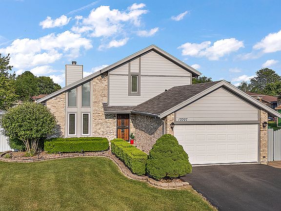 4th image of 17007 Westwood Ct