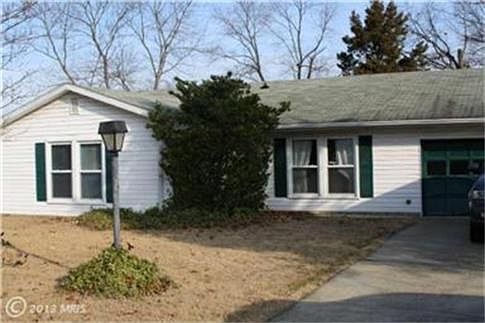 2nd image of 2129 Boxwood Cir