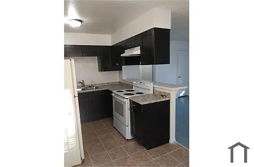 1400 E Mesquite Ave #3 Photo 1