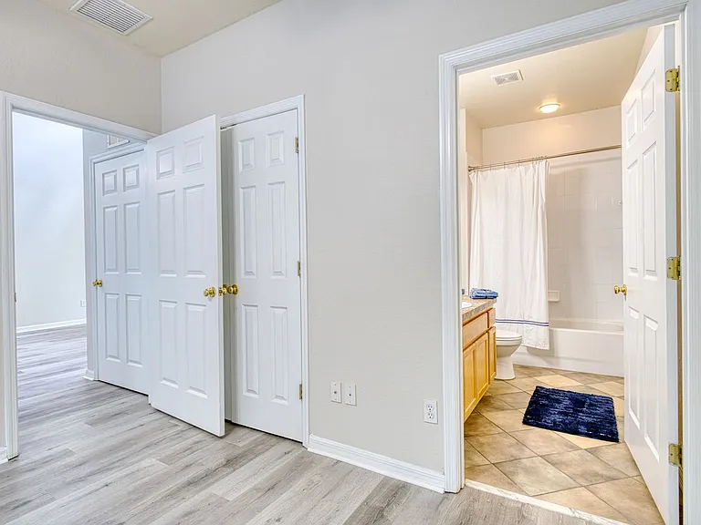 4125 SW 31st St — Photo 41