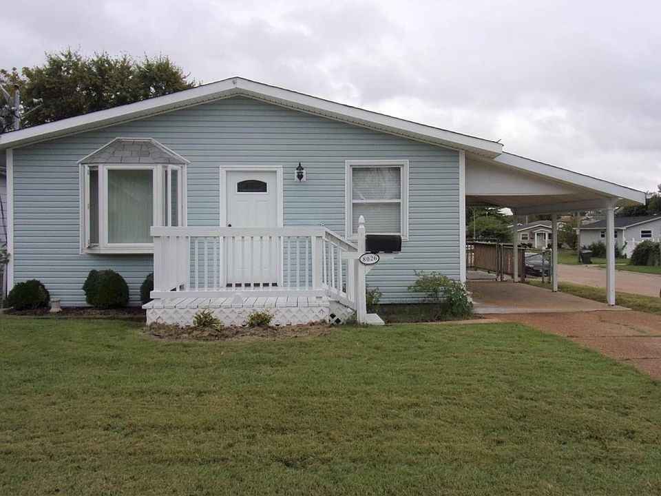 1st image of 8026 Waddell Ave