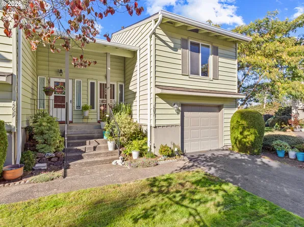 15031 NE Rose Pkwy, Portland, OR 97230