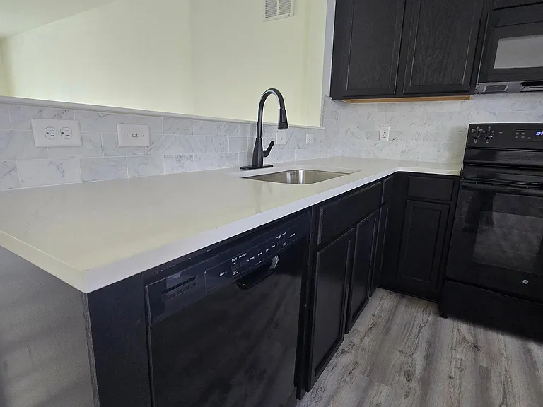 47 Tyndall Trl — Photo 28