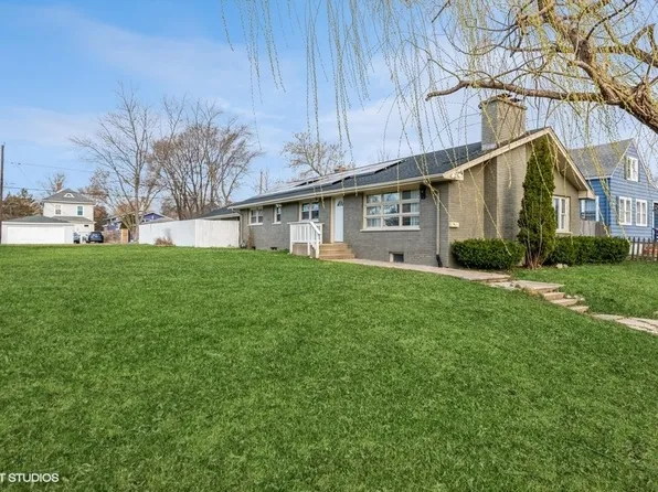 3114 Gideon Ave, Zion, IL 60099