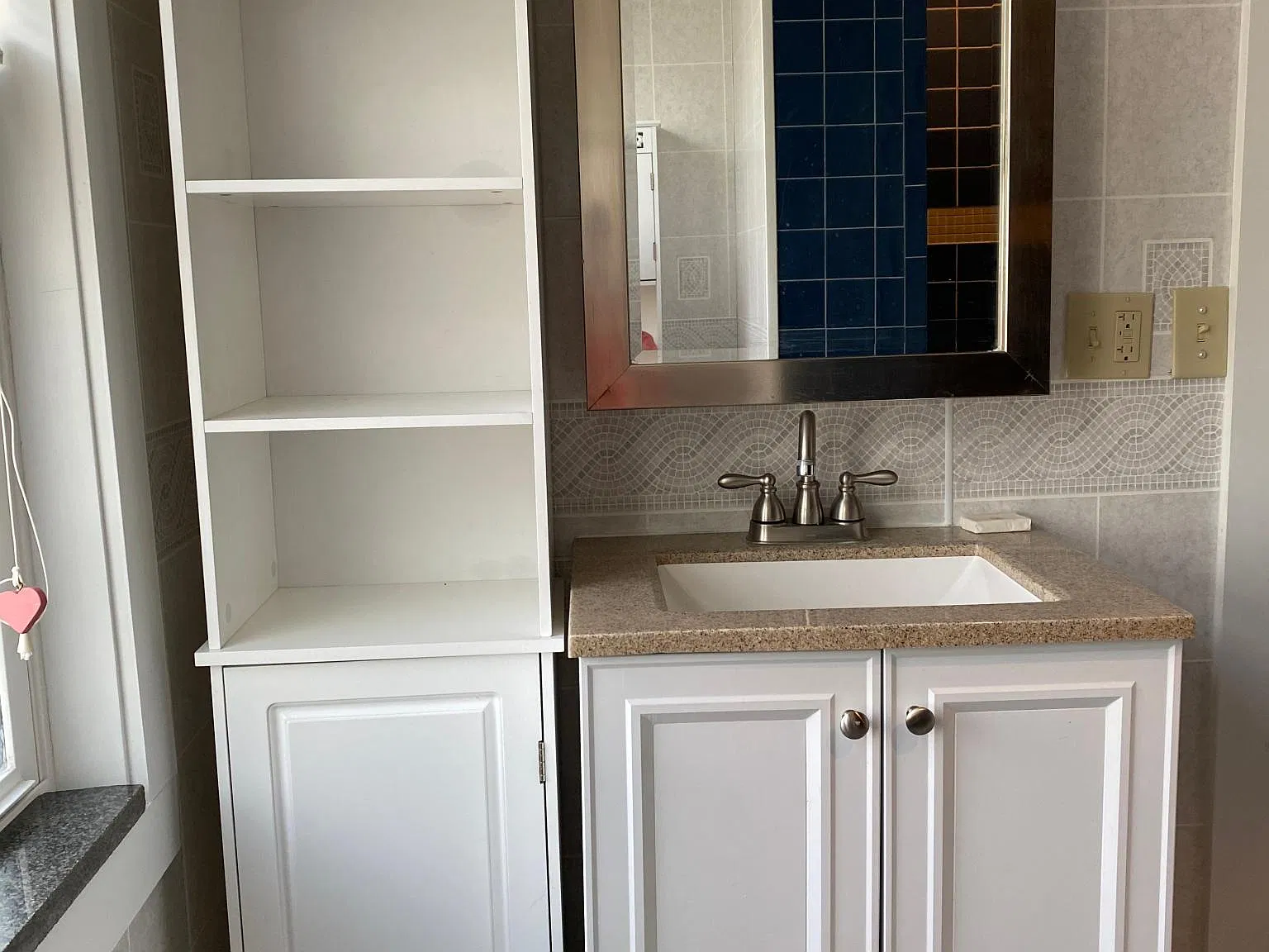 35 Hillcrest Dr — Photo 1
