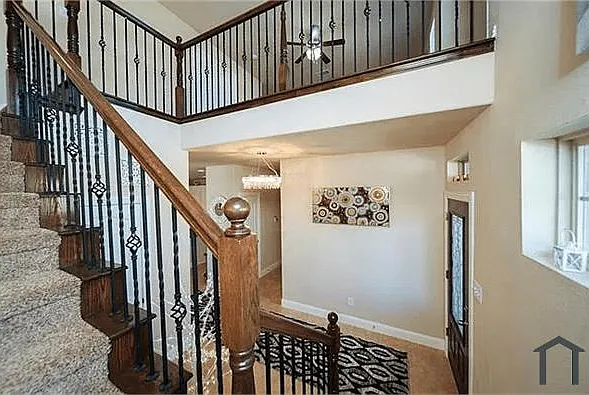 5 bed, 3386 sqft, $3,500 — Photo 3