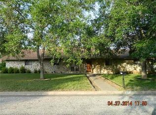 1626 Tammi Ln, Taylor, TX 76574