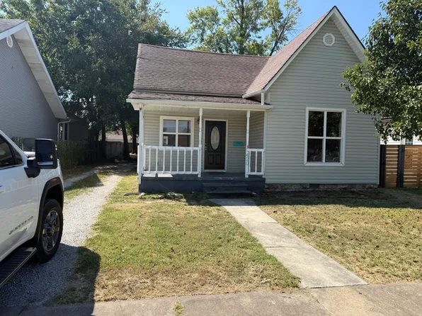 420 W Broadway St, Webb City, MO 64870