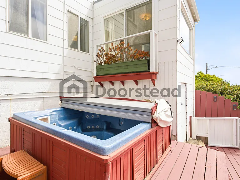 101 Monterey Blvd — Photo 43