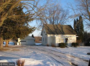 60 9th St, Clear Lake, WI 54005
