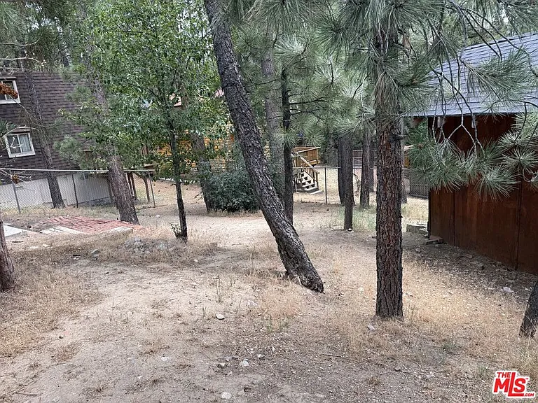 42995 Sunset Dr — Photo 13