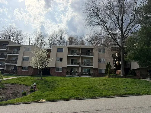 219 Fox Run Ln Photo 1