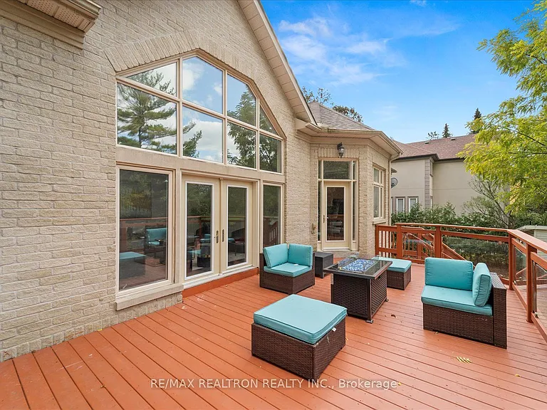 48 Arnold Ave — Photo 46