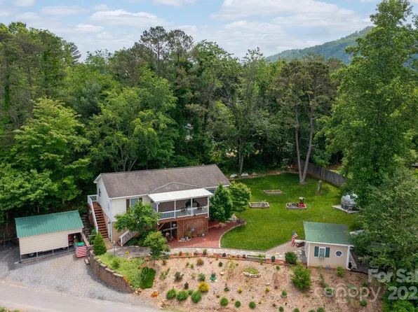 55 Upper Moffitt Rd, Asheville, NC 28805