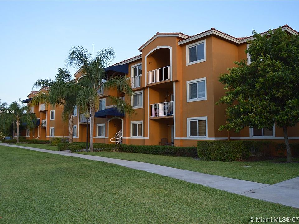 1st image of 20930 SW 87th Ave APT 302