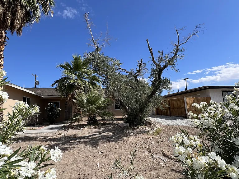 3608 W Bonanza Rd — Photo 52