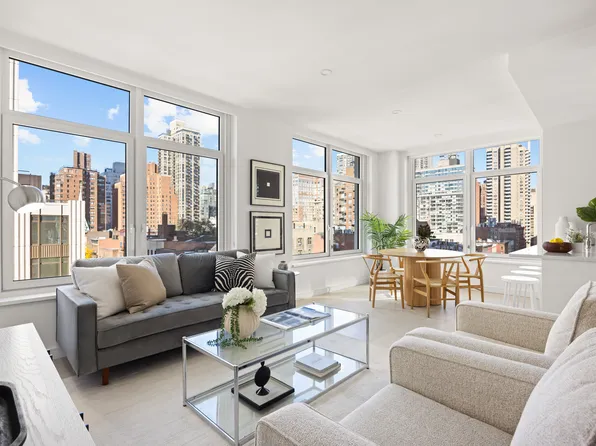 300 East 83rd Street 14B image 2 of 23