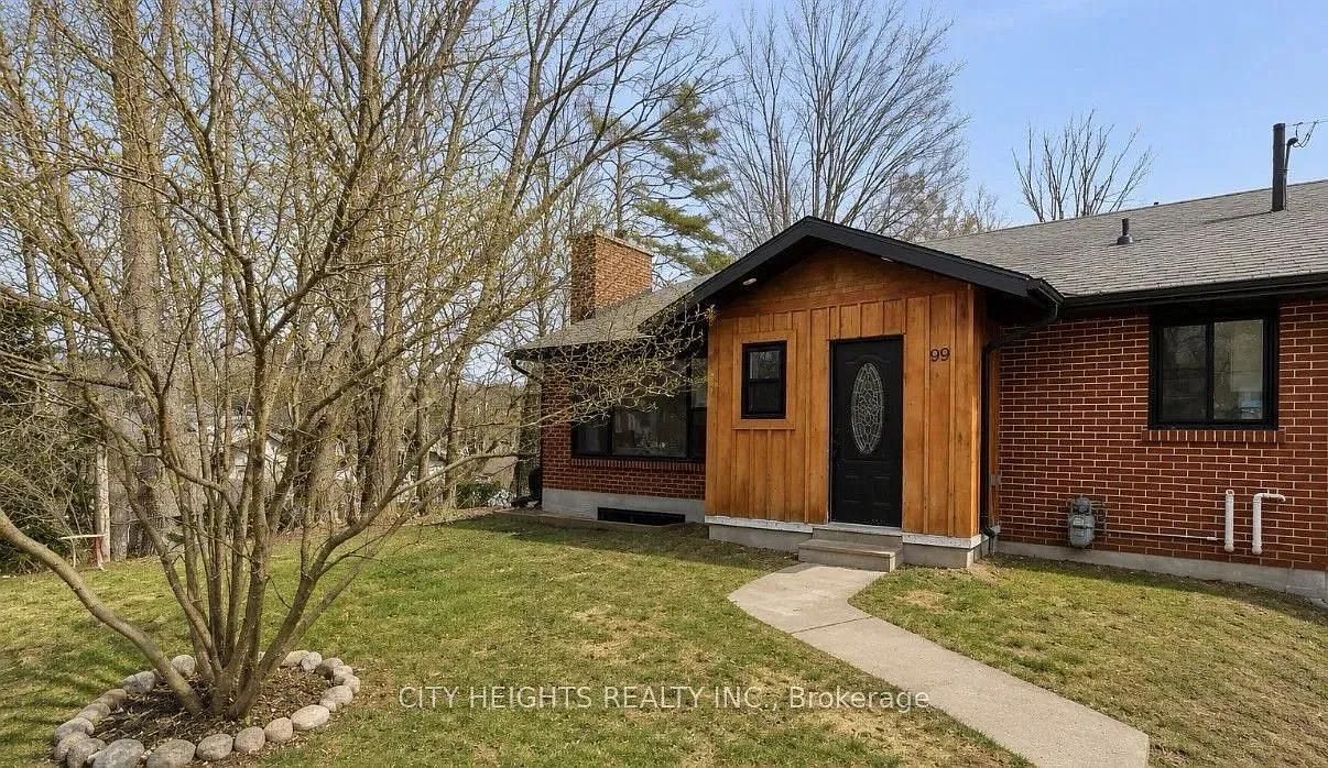 3 bed, $2,200 — Photo 1