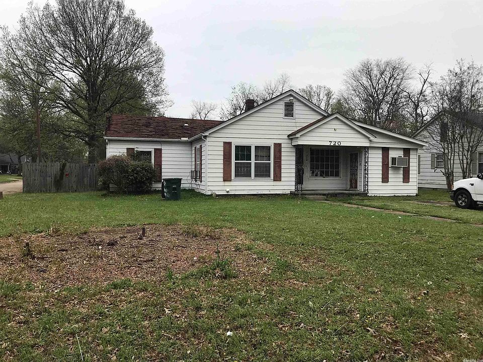 2nd image of 720 W Hardin St