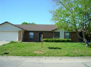 6733 Fair Meadows Dr, North Richland Hills, TX 76182