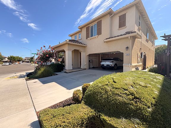 3rd image of 4348 Matthew Way