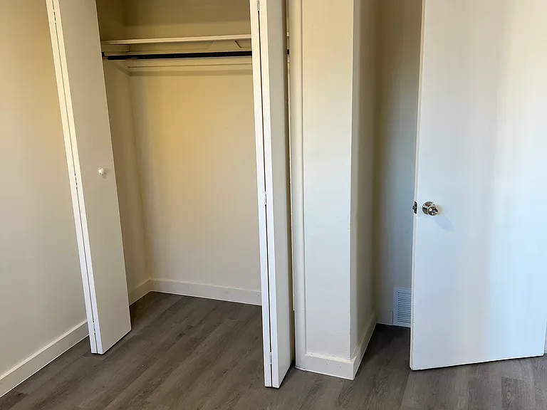 49 Hill St — Photo 8
