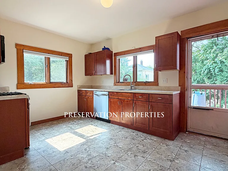 9 Chesley Ave #1 — Photo 5