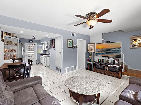 5th image of 12756 Ascot Dr