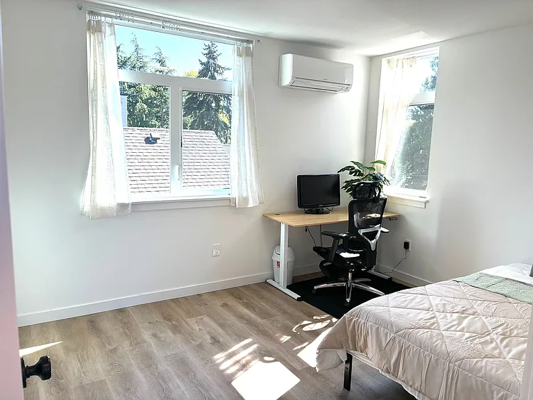 2925 39th Ave SW — Photo 7
