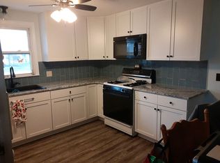 329 Iroquois Ave, Lancaster, NY 14086