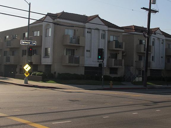 3rd image of 7020 Coldwater Canyon Ave APT 206