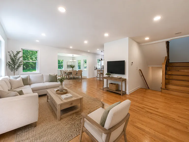 133 Jelliff Mill Rd — Photo 5