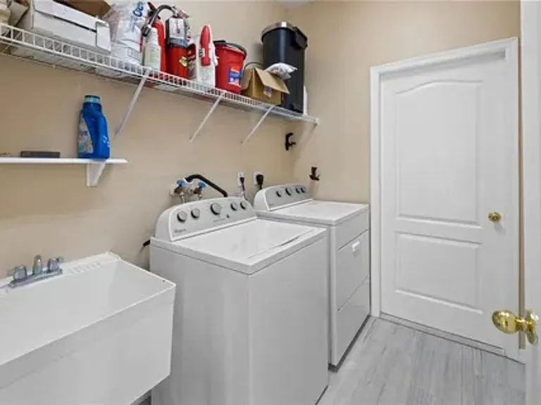 14535 Lake Underhill Rd #323 — Photo 32