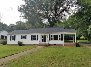 414 W Academy St, Madison, NC 27025