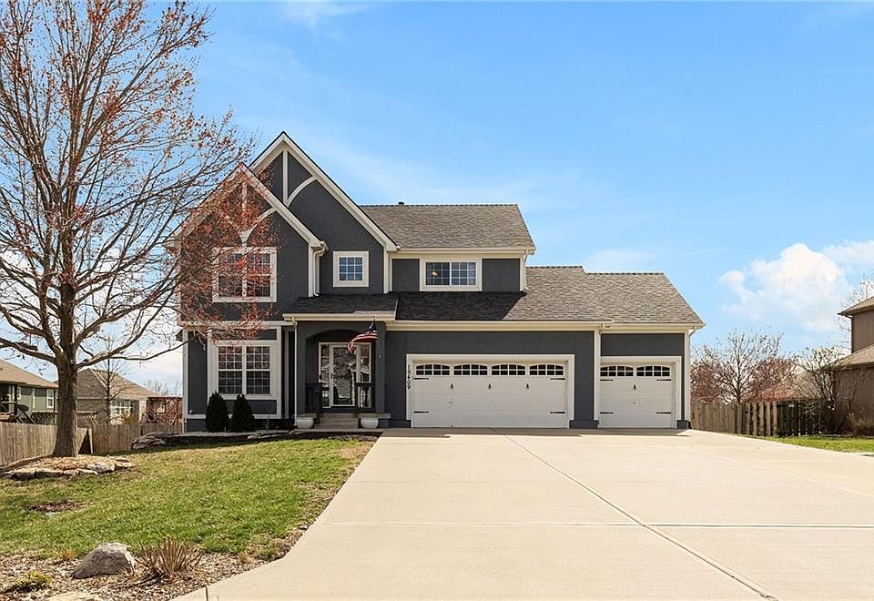 1st image of 15409 Belmont Ct
