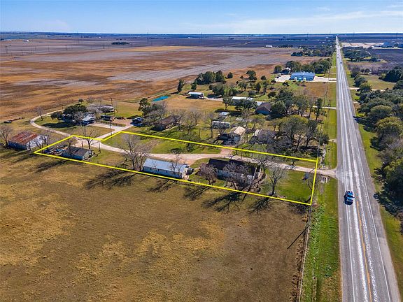 4th image of 10553 S State Highway 71